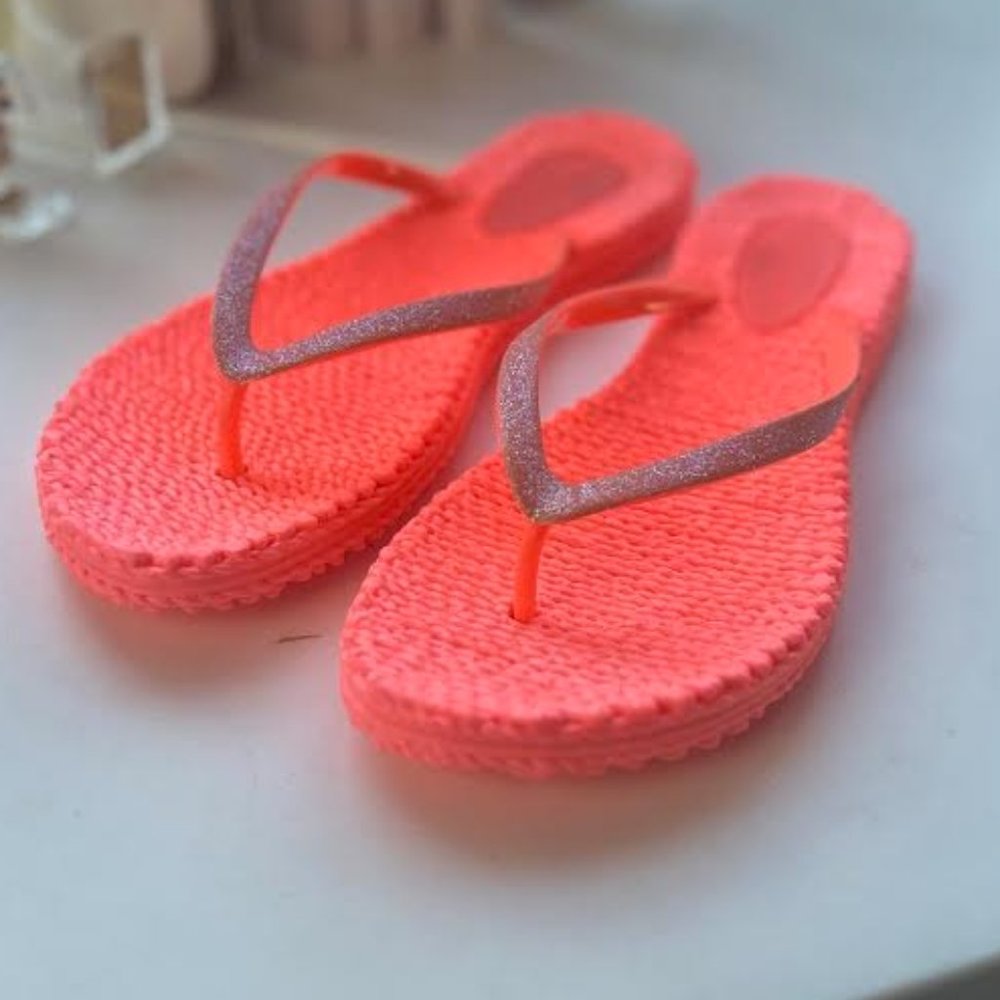 Ilse Jacobsen Women's Cheerful 01 Flip Flops in Dizzy Peach Glitter - Size 41